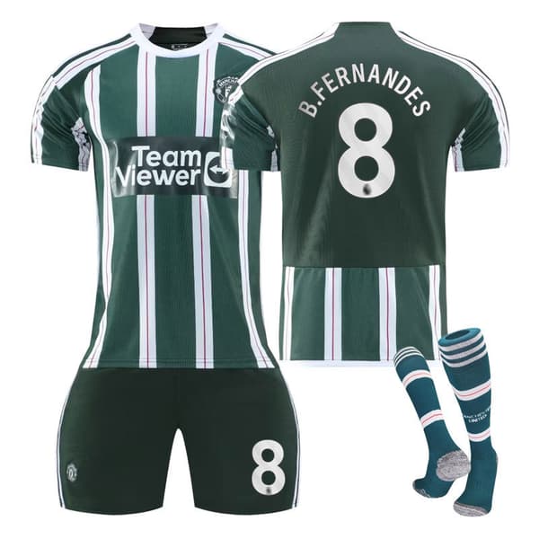23/24 Manchester United bortedrakt med sokker 8 B.FERNANDES 8 B.FERNANDES M