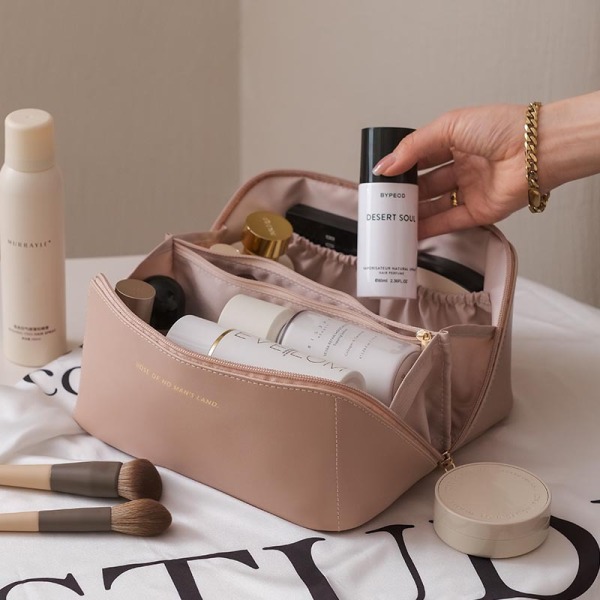 Stor kosmetiktaske til rejser Kosmetisk arrangør Højkapacitets makeuptaske Opbevaringspose PU-læder Beige