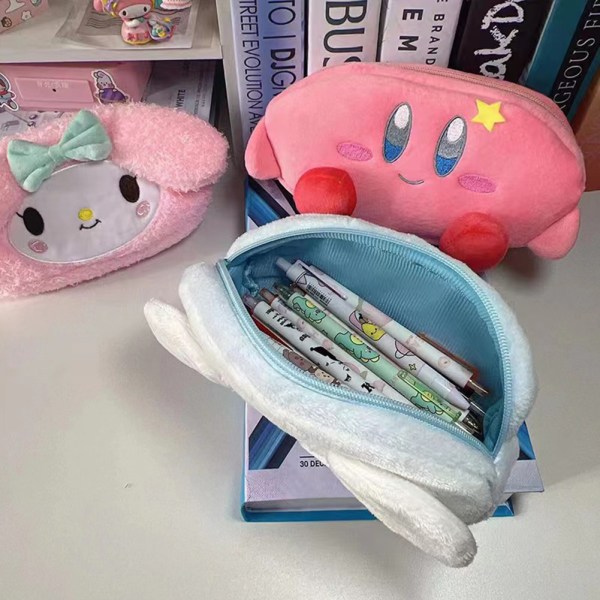 Anime Characters Plush Penal Case Bedårende etui med stor kapasitet for skolekontoret Kirby