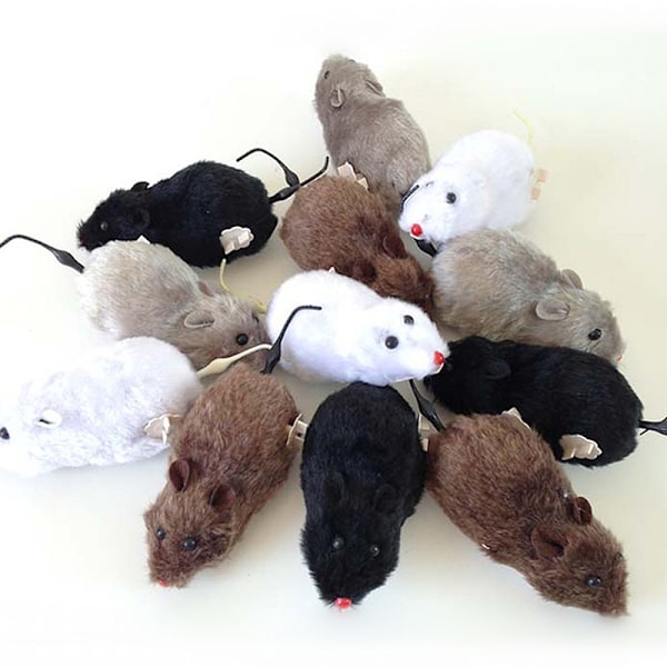 Unwind Funny Running Mouse Rat Move Tail Kitten Prank Toy