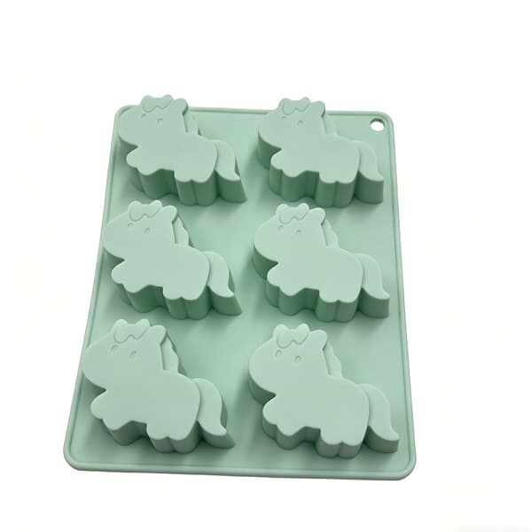 Isbitbrett i matkvalitets silikon formet som en ponni, 6 Silicone baking mold - light blue 14*10.5*2cm