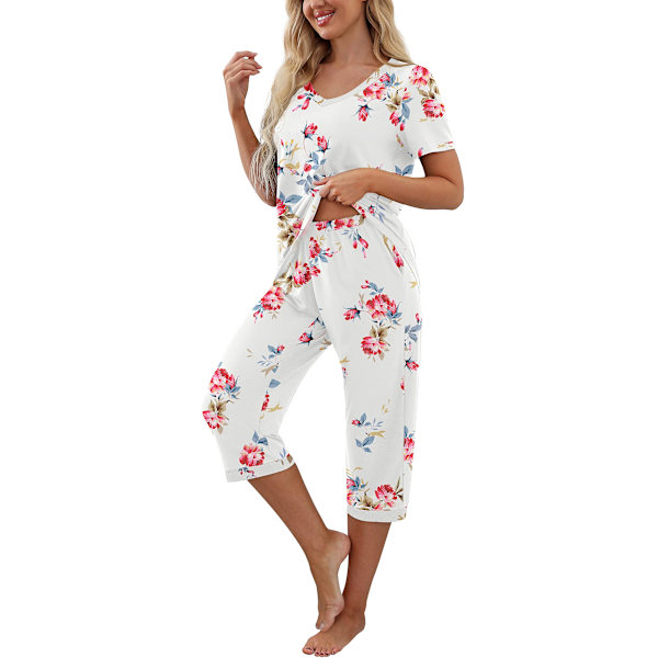 Naisten pyjama, lyhythihainen T-paita ja pitkät pyjamahousut variety XL