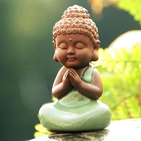 1 kpl (TYYL-C) Keraaminen pieni söpö vauva Buddha patsas munkkihahmo C