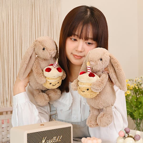 Original Jelly Cat 30cm Bashful Bonnie Holding a Birthday Cake Plush A2