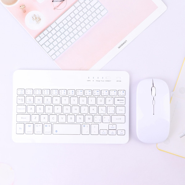 Langaton näppäimistö tablettitietokone Bluetooth-näppäimistö ja hiirisetti White