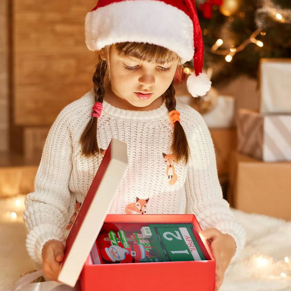 Julkalender i trä med jultomte Santa Claus