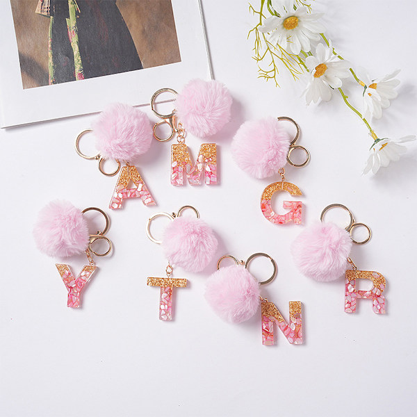 Avaimenperä Vaaleanpunainen Pompom-pallo Avaimenperä 26 kirjaimella Resin-avaimenperät M