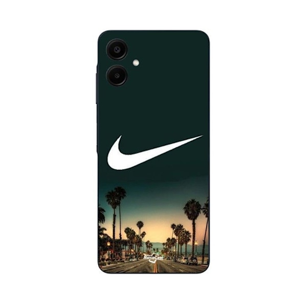 Coque för Samsung Galaxy A06 nike-logotyp bakgrund Palmträd från Kalifornien på natten Maniacase Svart