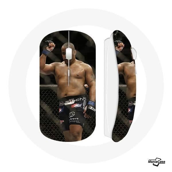 Langattoman hiiren Daniel Cormier