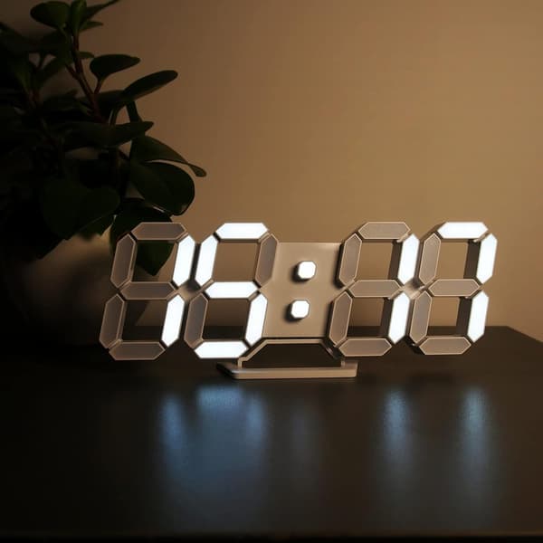 LED Digital Vækkeur 3D Dæmpbar Snooze Moderne Lydløs Vækkeur