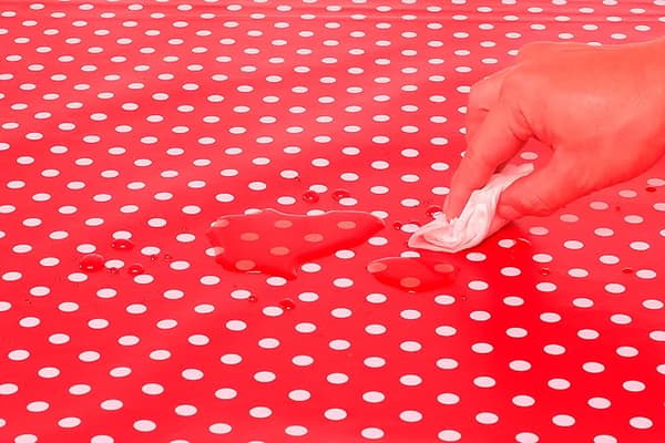 Home Direct Rund PVC Vaxduk 140cm Små Röda Prickar