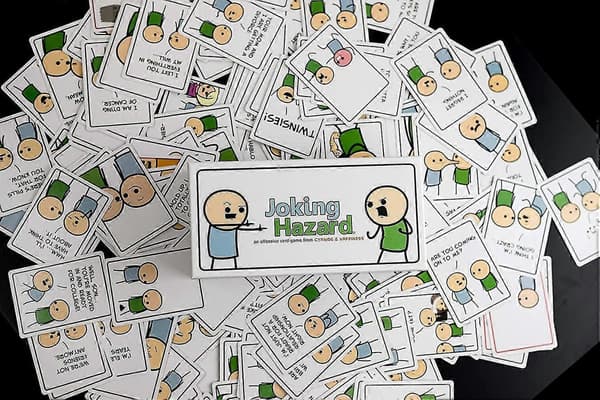 (Uusi) Do Or Drink - Joking Hazard -bilekorttipeli, vitsikäs lautapelikortti