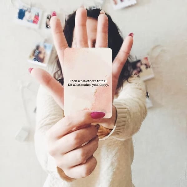 (Ny) Badass Affirmation Cards - Daglige motiverende kort for kvinner