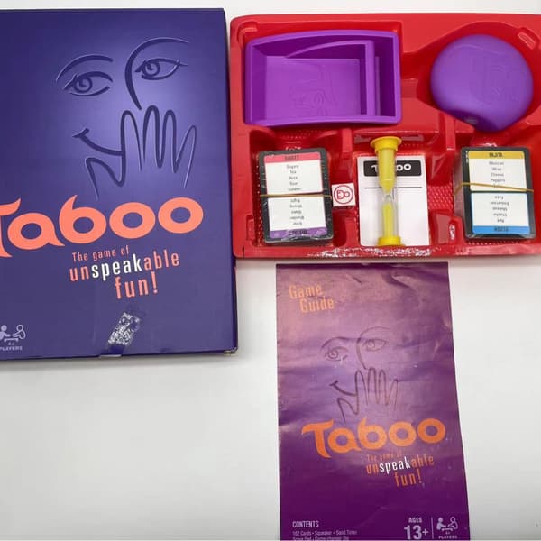 Taboo brætspil, timeglas timing spil, ordgætteleg, bordkort