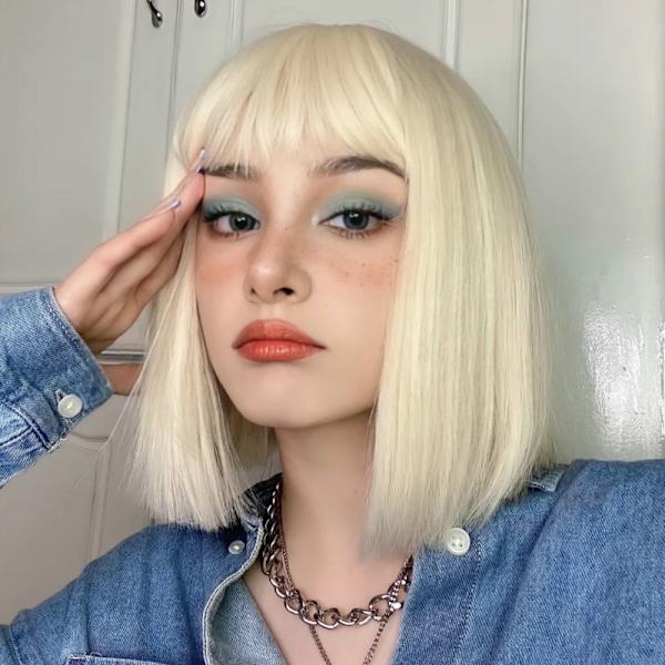 Kort ljusblond peruk för damer