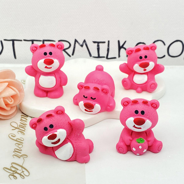 Strawberry Bear Car Ornaments Girls Trendiga High-end Dolls Skrivbord A1