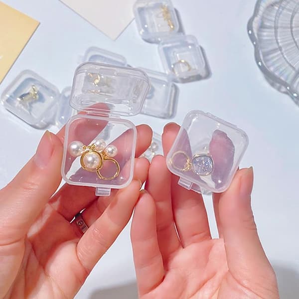 10st Mini Plast Square Transparent Smycken Organizer Förvaring 10pcs