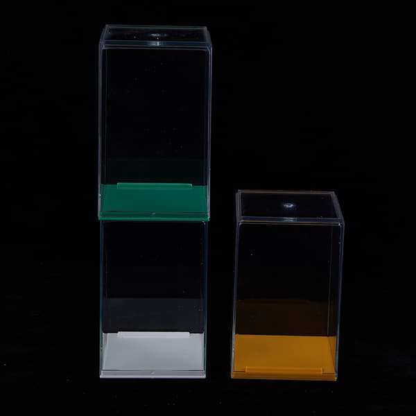 Action Figure Förvaringslåda Tecknad docka Blind Box Display Case D White