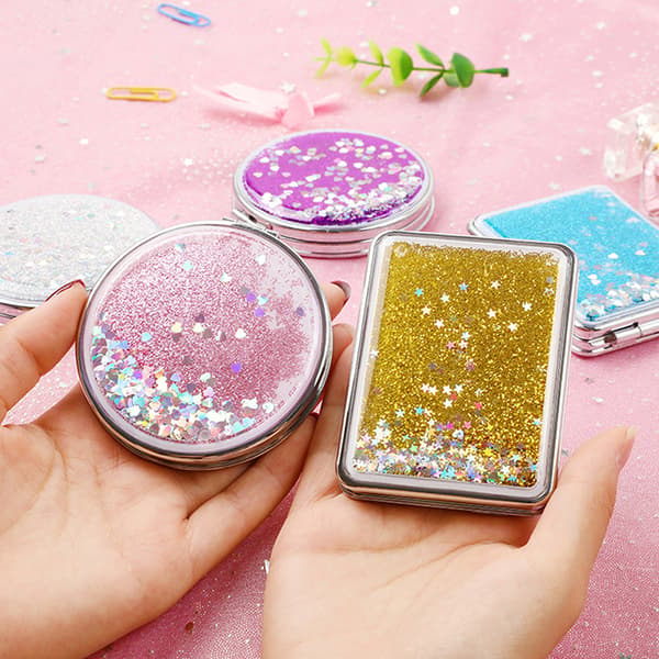 Bärbar dubbelsidig hopfällbar kosmetisk fickspegel med Flowi Silver Square