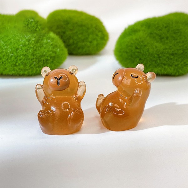 2 Styck självlysande Mini Capybara Resin Miniatures Glow At Night Fair