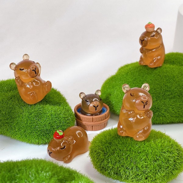 2 Styck självlysande Mini Capybara Resin Miniatures Glow At Night Fair