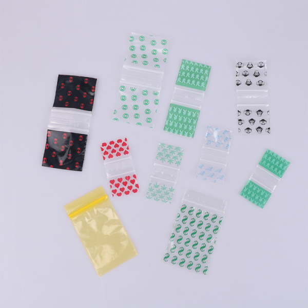 100 st Små dragkedjepåsar Cartoon Pattern Portable Storage Pou 3.8*4.5cm 100pcs
