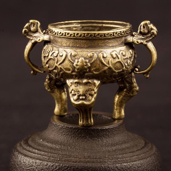 Antik Mässing Tre Ben Qilin Head Ancient Beast Censer Solid