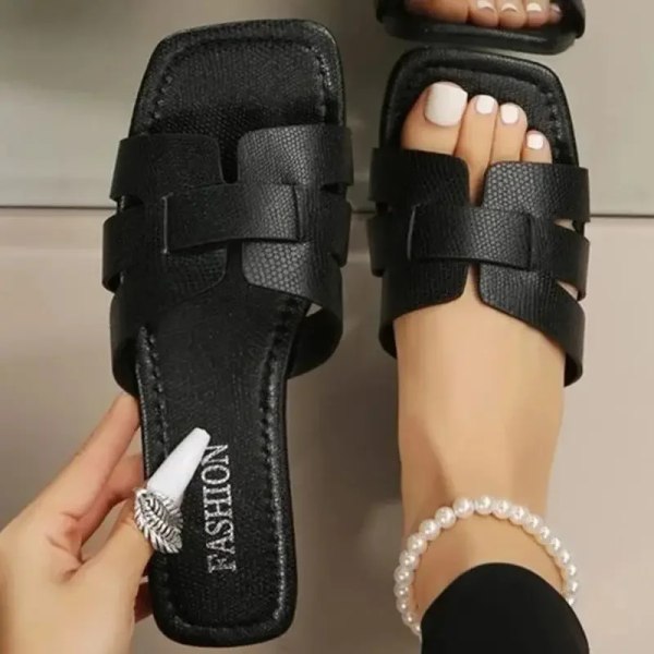 Luxury Summer Slippers Women Flat Outdoor Trend Beach Sandals Female Flip Flops Design Slides Shoes Woman 2024 Big Size 43 Beige 42