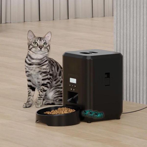 New 2L Pet Feeder Cat Dog Smart Food Dispenser Regular Quantitative Feeding With Audio Recording Feeding Bowls Pet Supplies cc Black