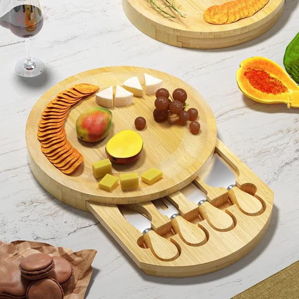 Ostebrett i bambus med knivsett og skuff Rustikk serveringsbrett for spekemat 25 cm