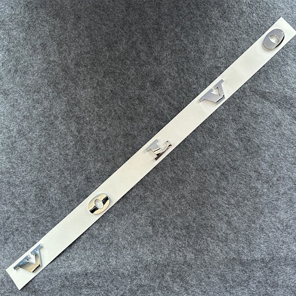 Sopii Volvo VOLVO takakontin englanninkieliselle logolle autotarra S90 S60 auton logo takamerkki englanti silver