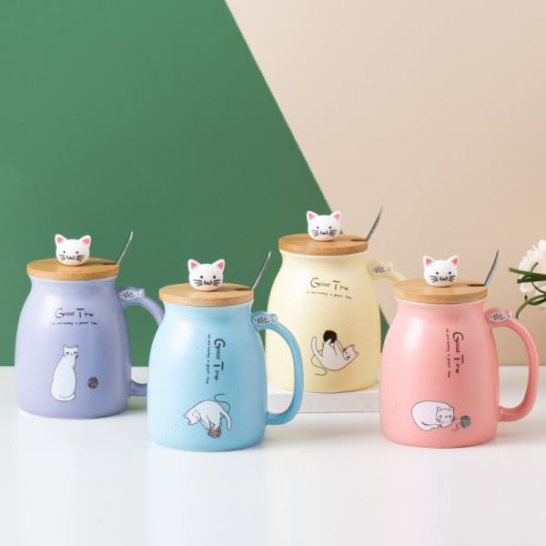 Søt porselenskaffekopp med Kawaii Cat trelokk -