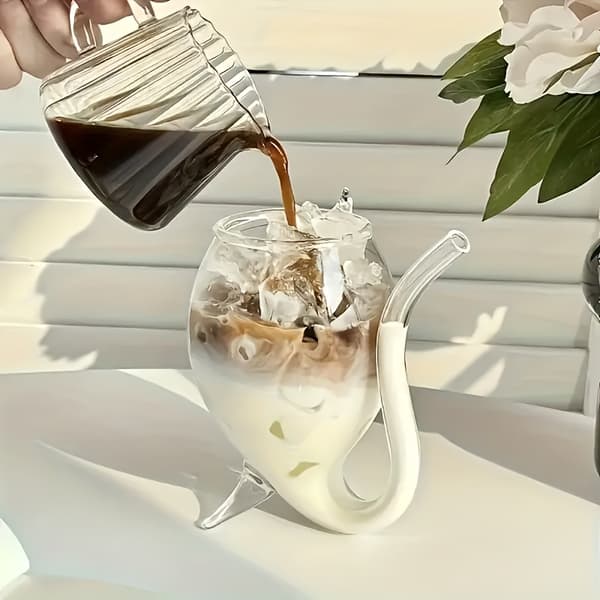Sæt med 4 innovative glas med integrerede sugerør, ideelle til Halloween-sammenkomster og drinks – Vampire-tema kopper, velegnede til Ba 4Pcs