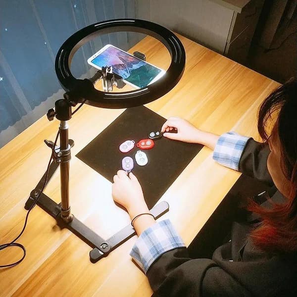 Overhead Ramme + 26cm Ring Light + Robotarm + Mobiltelefon Skrivebordsmontering Lazy Overhead Fotografering Montering Fyldlys