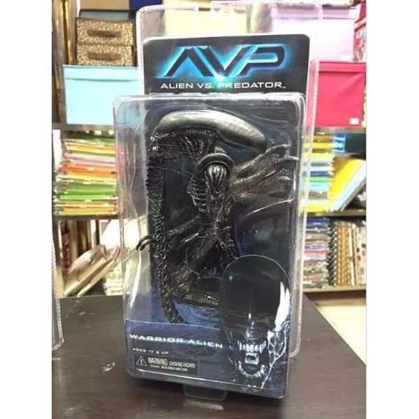 NECA Grid Warrior Xenomorph Alien Figur Alien vs Predator Action Figur Samlerobjekt Model Legetøj Julefødselsdagsgave Warrior
