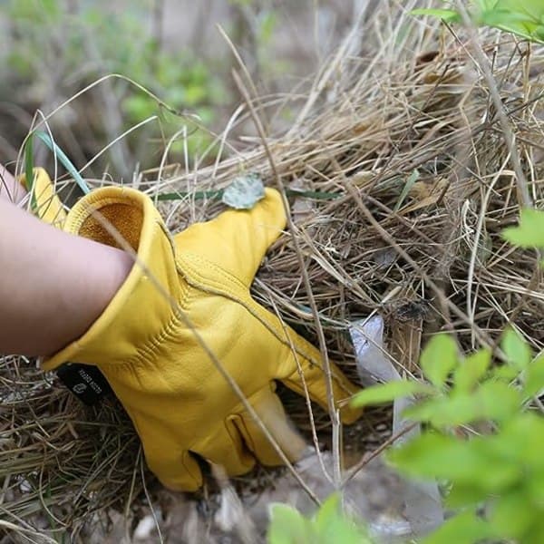 12*24 cm Parti med 2 par arbejdshandsker i okselæder
