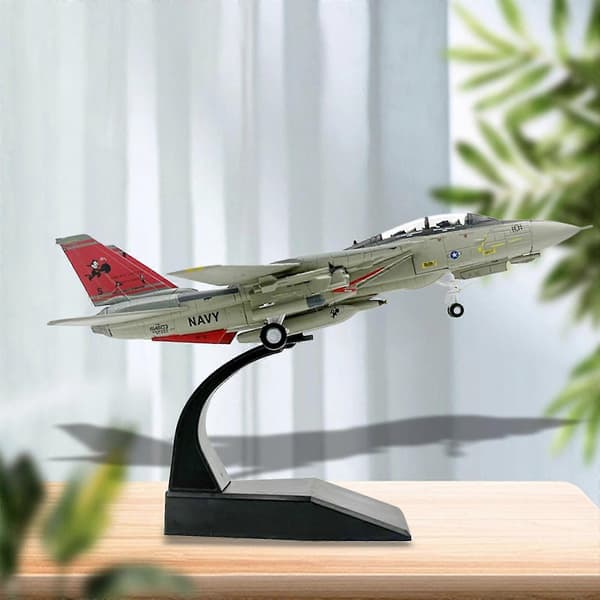 Støbt Model 1/100 Skala F 14 Fly Simulationsjagerfly med Base til Hjemmecaféer Luftfartsminde