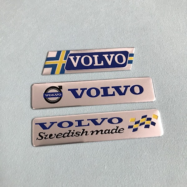 Ruotsin lippu -tarra, sopii Volvo VOLVO -muokattuun metalliseen autotarraan naarmujen estämiseksi, alumiinitarra takaluukun koristelu Square Swedish flag