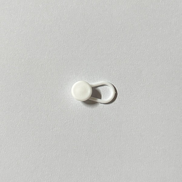 Kuuma myynti 10mm-15-18mm kuminauha venytys säätö jatkopainike vyötärönauhan pidennys säätöpainike White medium 15mm*round