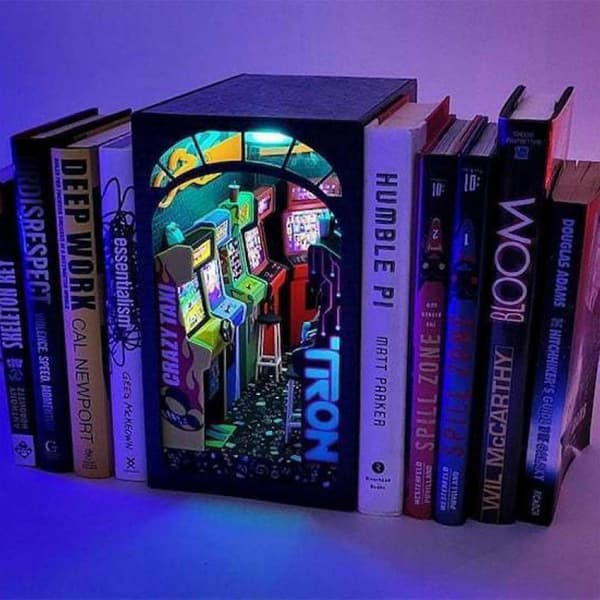 Flynn's Arcade-temabokstøtte-sett, 3D-puslespillbokstøtte i tre med LED