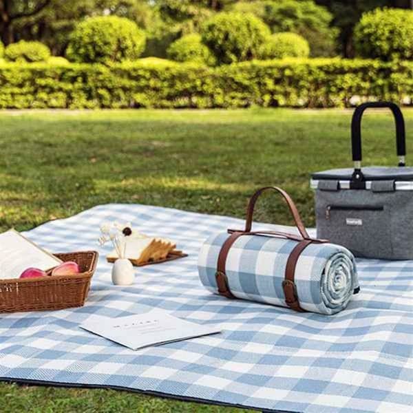 Picnic Blanket, Waterproof Beach Blanket, Camping Blanket Sandproof Insulated with Carry Handle, for Picnic, Beach, Park, Etc.