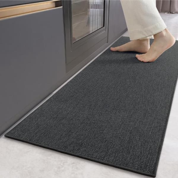Sklisikker kjøkkenmatte 44x75cm, vaskbar med gummiert bakside for gulv - Grå