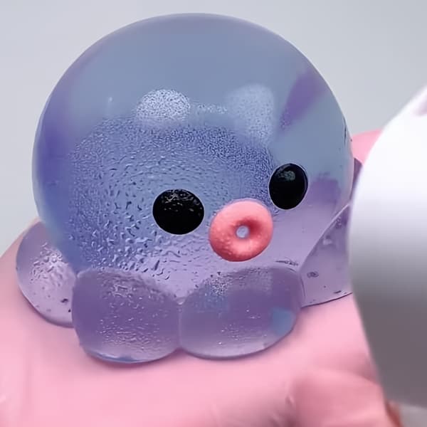 Bubbelblåsande bläckfiskklämleksak för barn, slumpmässiga färger 2 st