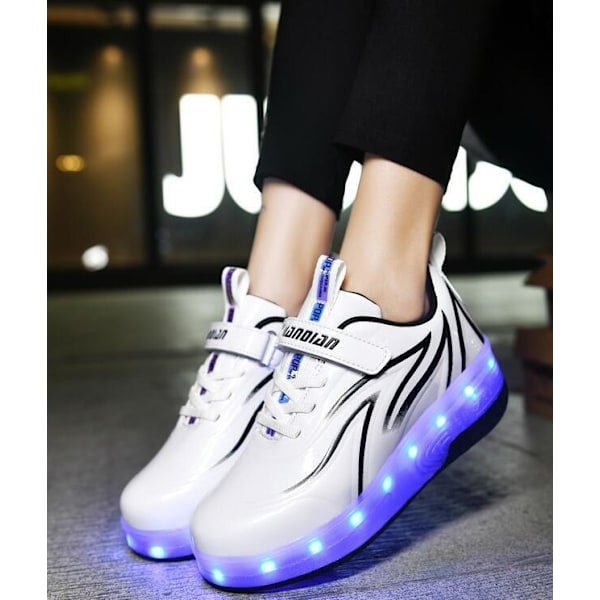 Barn LED USB Uppladdningsbara Enhjulingsskridskor Skor vit och svart white and black 34