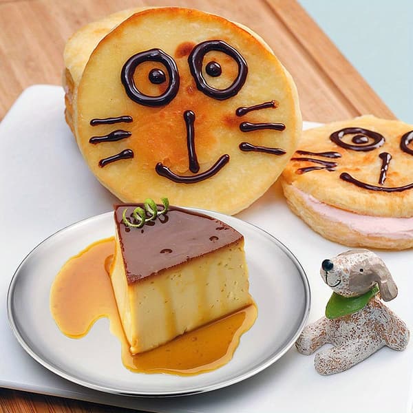 Sett med tallerkener i rustfritt stål, matte børstede runde fat for kake, dessert, snacks og frukt 17.02cm Silvery