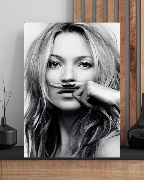 Kate Moss Premium Quality Poster – Stylish & Iconic Wall Art 40x50 cm