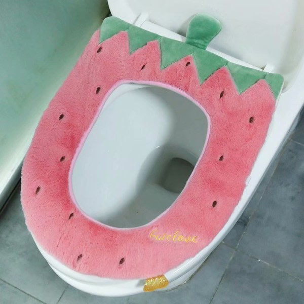 Universal halkfri toalettsits - mörkrosa jordgubb
