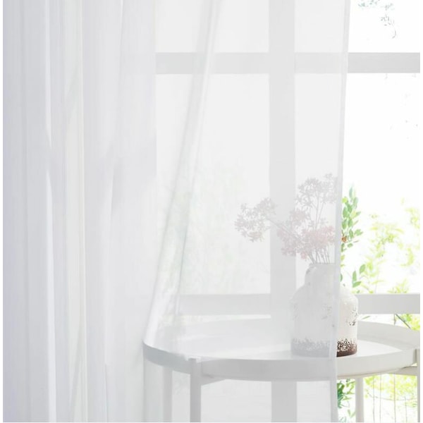 Vita skira gardiner - set om 2 korta 140 x 160 cm