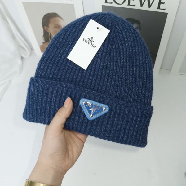 Varm vinterstickad mössa Höst- och vintermössa Inverterad triangel Modemärke Casual Öronskydd Unisex Mörkblå Dark Blue M