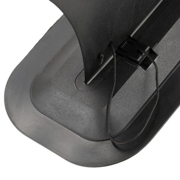 Suuri musta kajakin evä (Pe)